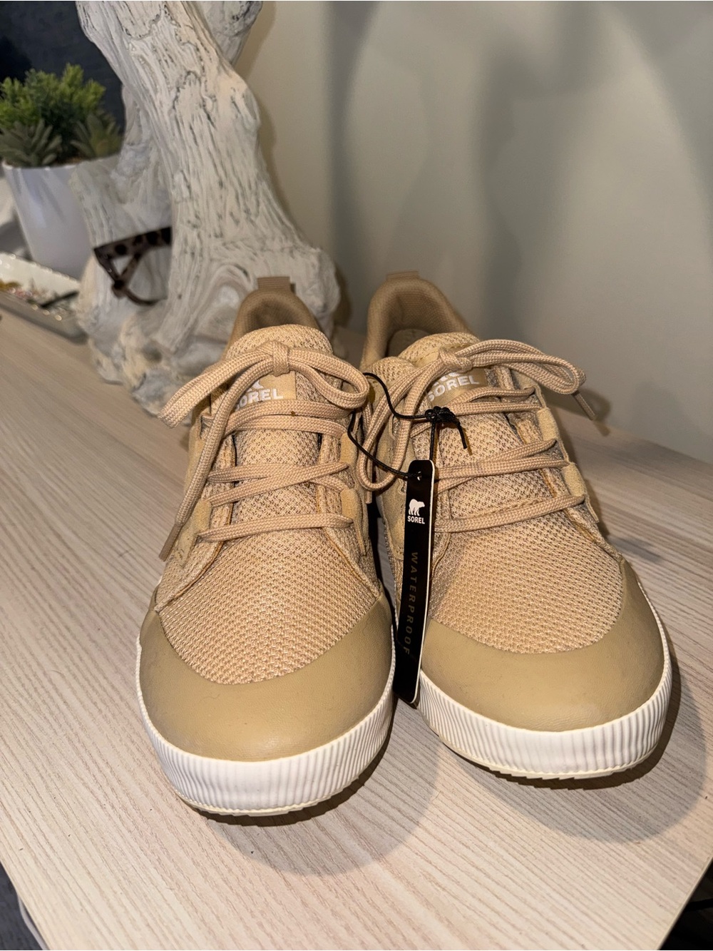 NWT 7.5 Sorel Women's Tan and Orange Athletic Sneakers - Picture 3 of 7